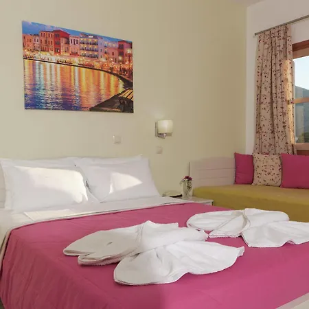 Apart-hotel Latania 3*